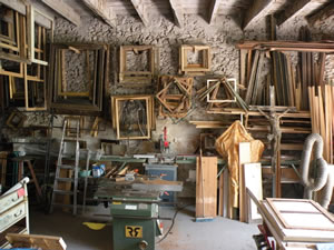 Fine art restoration studio L'Accro des Toiles - Wood support and cabinetwork